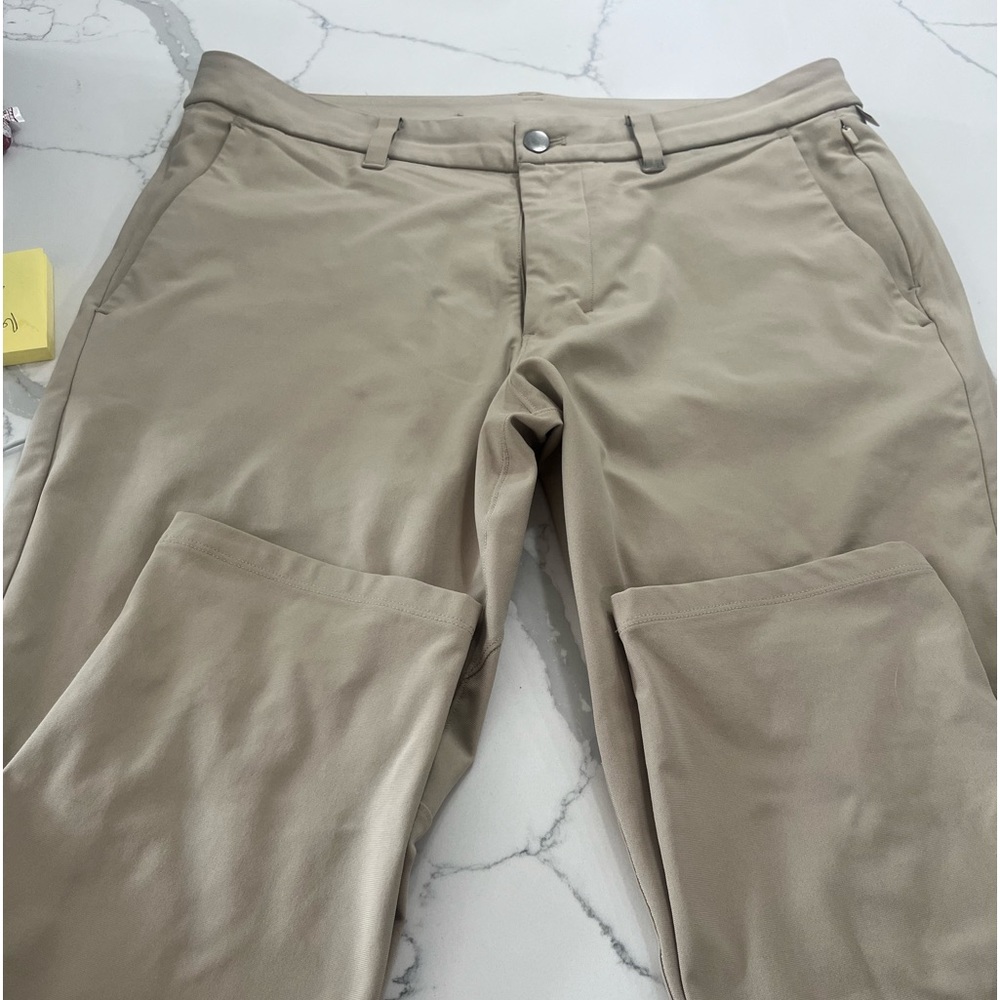 Men’s LuLu Lemon Pants 33x28